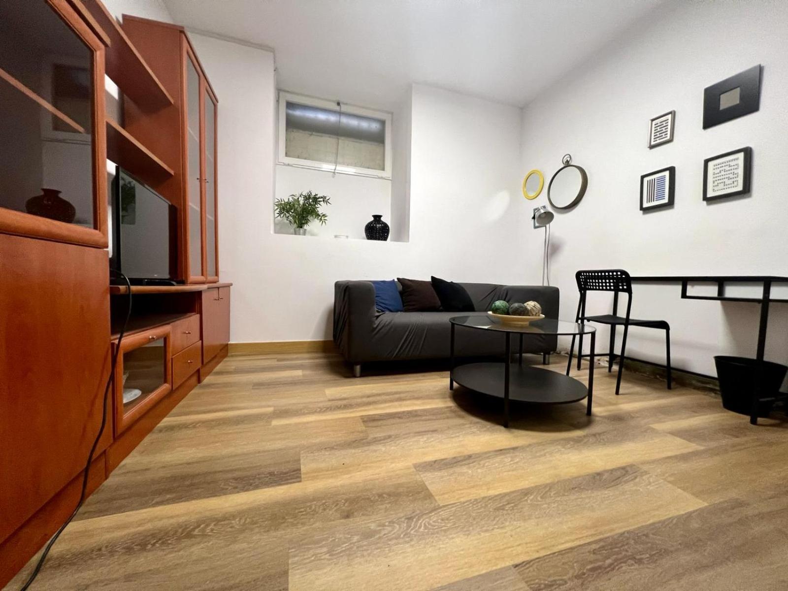 Apartamento Piso En Arguelles Madrid Exterior foto
